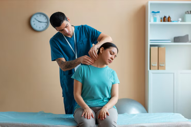 Chiropractor for Neck Pain Karnataka